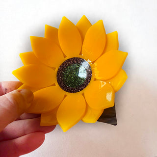Decorative sunflower bowl