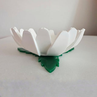 Decorative daisy bowl