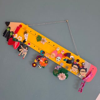 Pencil earrings holder
